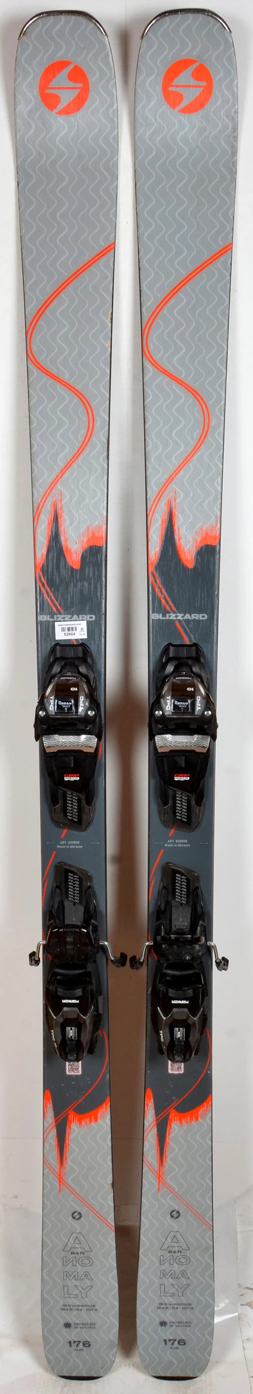 Blizzard ANOMALY 84 - skis d'occasion