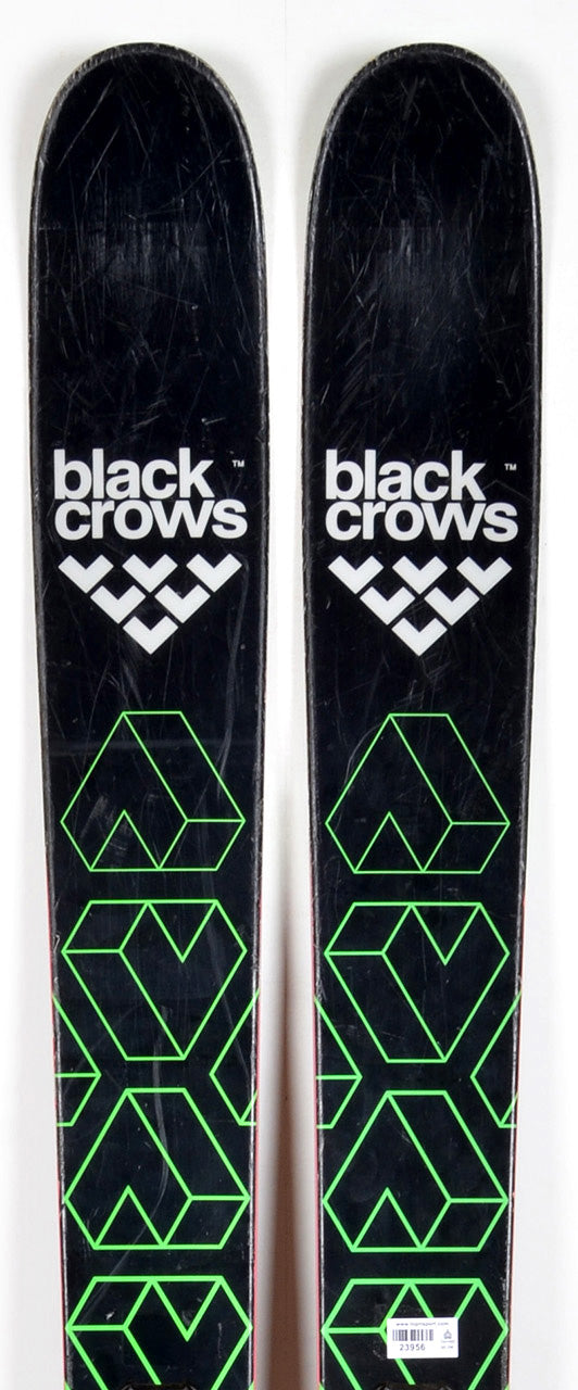 Black Crows NAVIS black - skis d'occasion