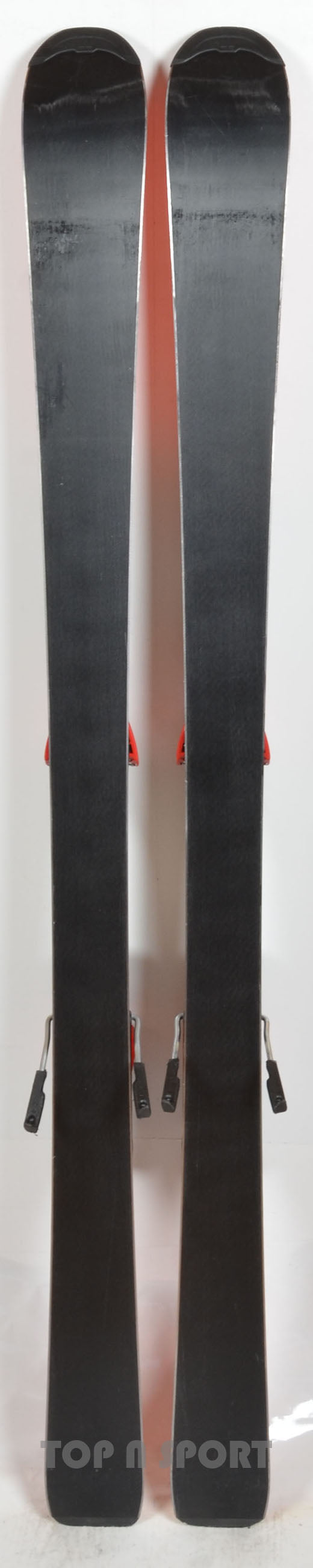 Atomic REDSTER J4 - skis d'occasion Junior
