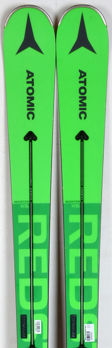 Atomic REDSTER X9 S - TEST 2021 - skis d'occasion
