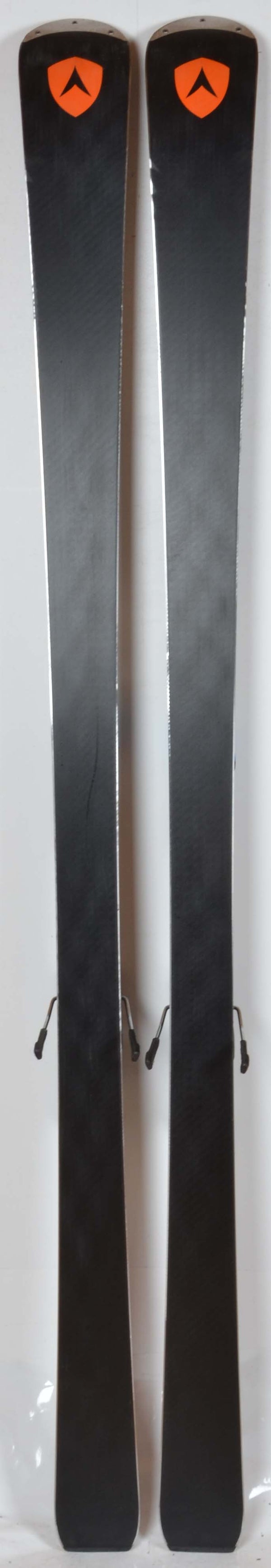 Dynastar OMEGLASS X - skis d'occasion