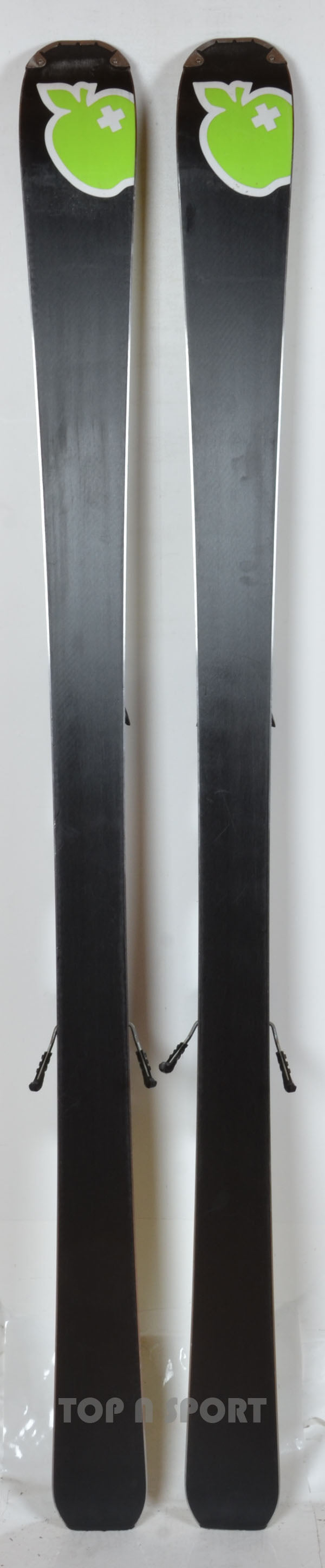 Movement ATTACK - skis d'occasion