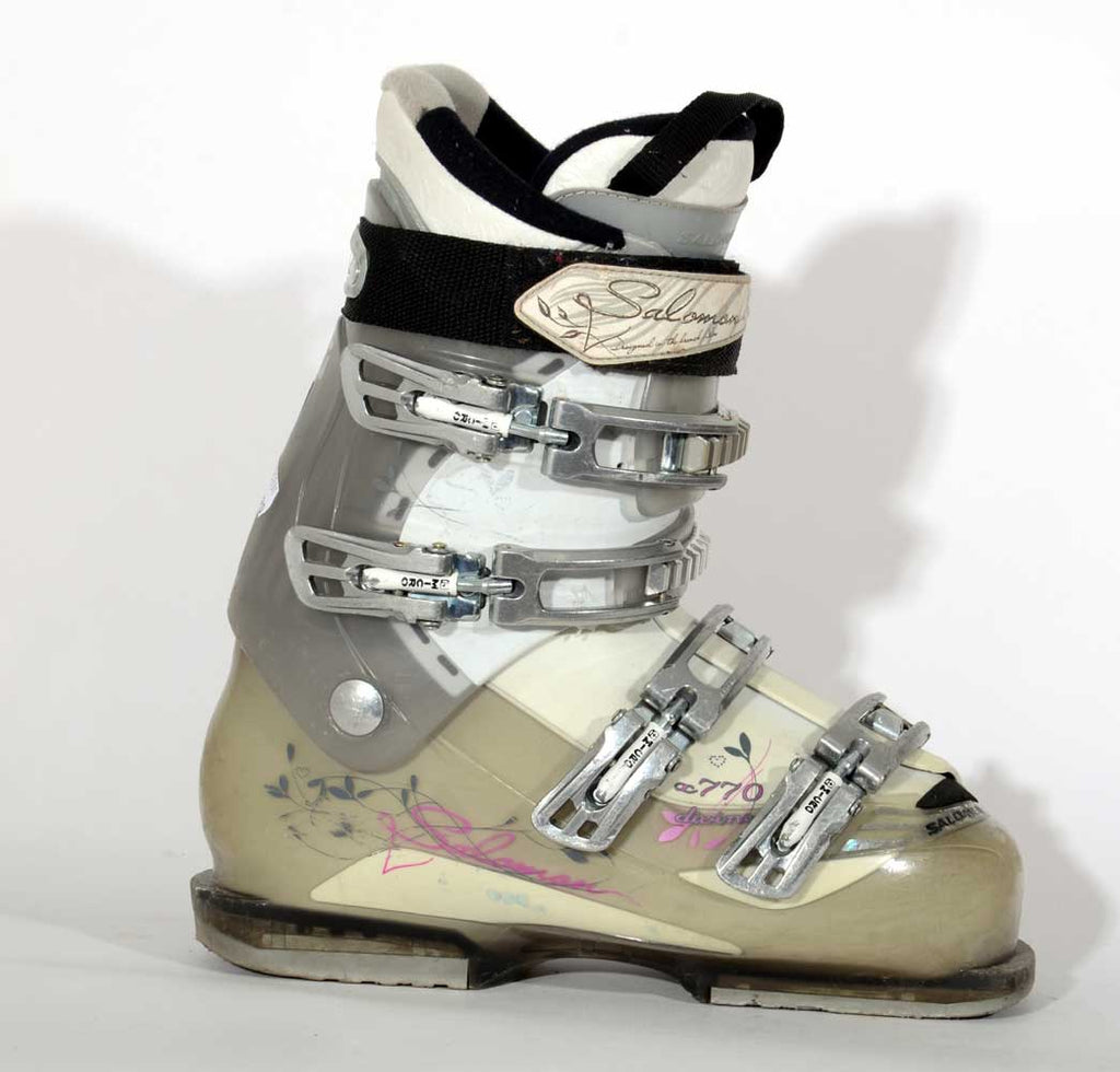 salomon 770 divine ski boots Salomon Divine 770 - Chaussures de ski d'occasion