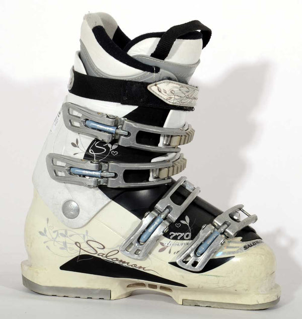 chaussures ski femme salomon divine 770 Salomon Divine 770 W - Chaussures de ski d'occasion